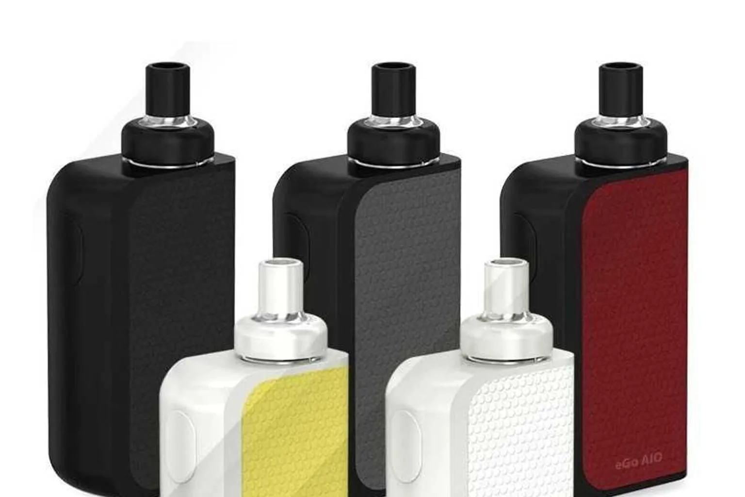 Plusieurs boîtes de matériel de vape empilées sur un comptoir